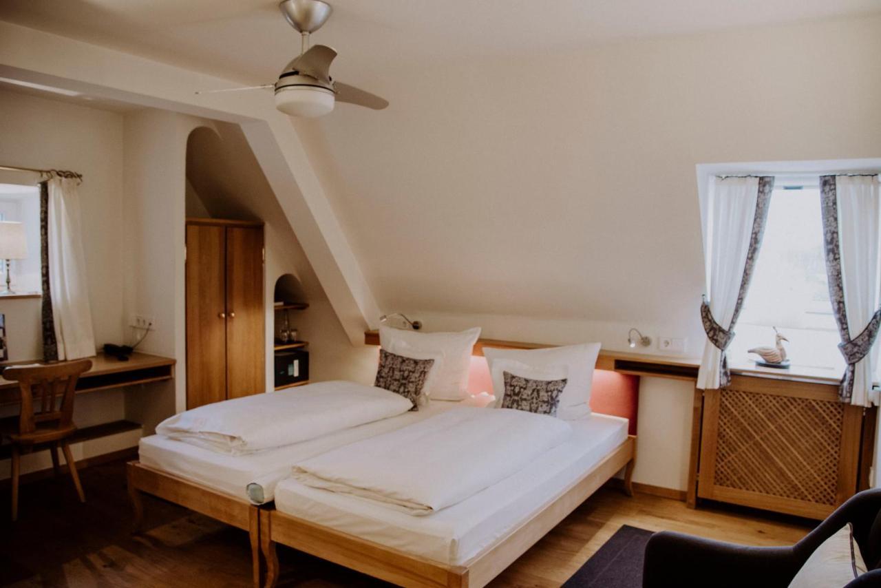 Gutshofhotel Winkler Braeu Lengenfeld  Exterior foto